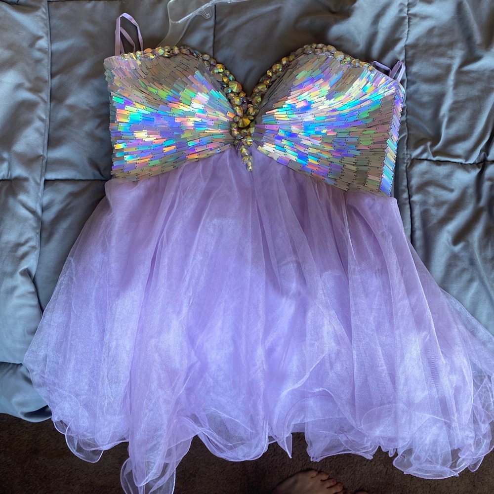 Size 14 homecoming dress. Great condition worn one time. Fits like a 7/8.